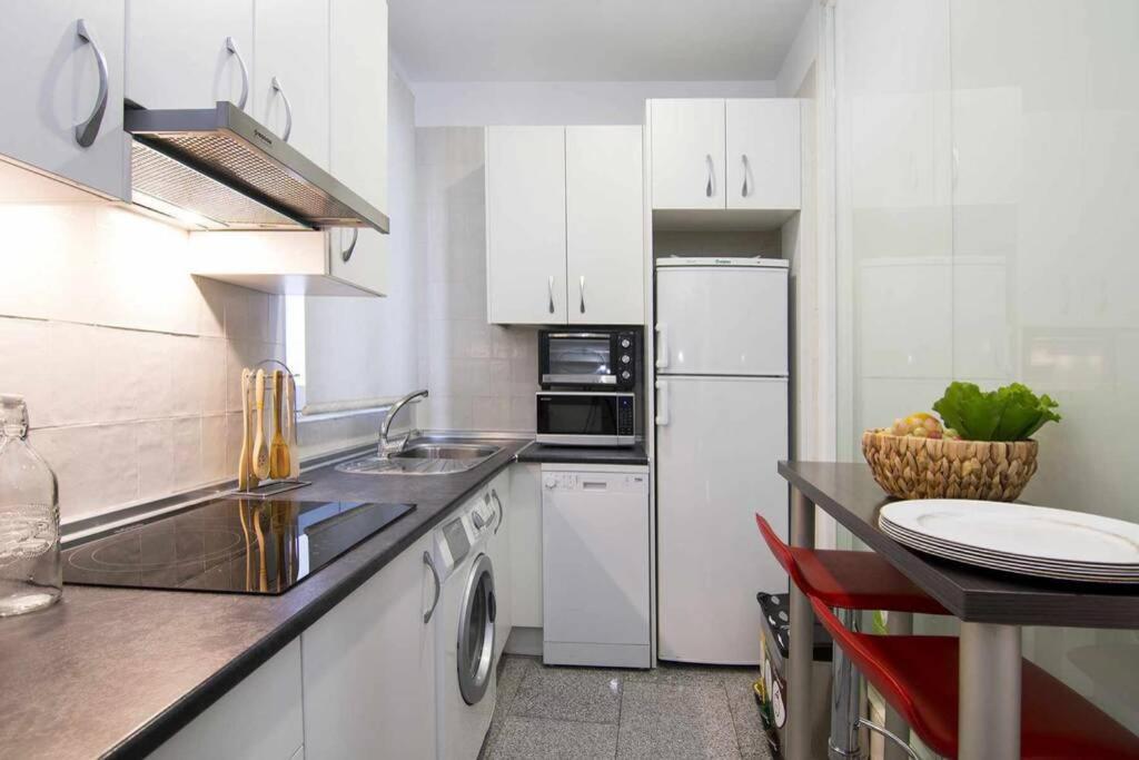 Eco Center Granatensis Catedral 2 Habitaciones Free Parking Granada Ngoại thất bức ảnh